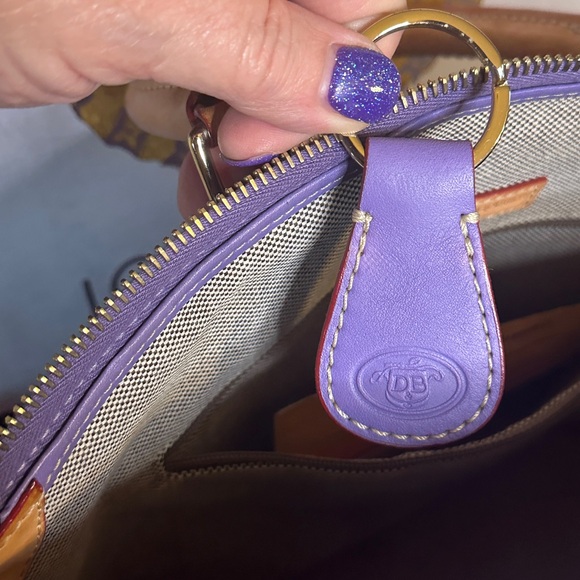 EUC Dooney & Bourke Dillon Double Pocket Satchel Crossbody in Lavender. - Picture 8 of 13